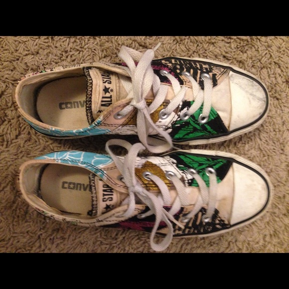 Patterned Converse - Picture 4 of 5